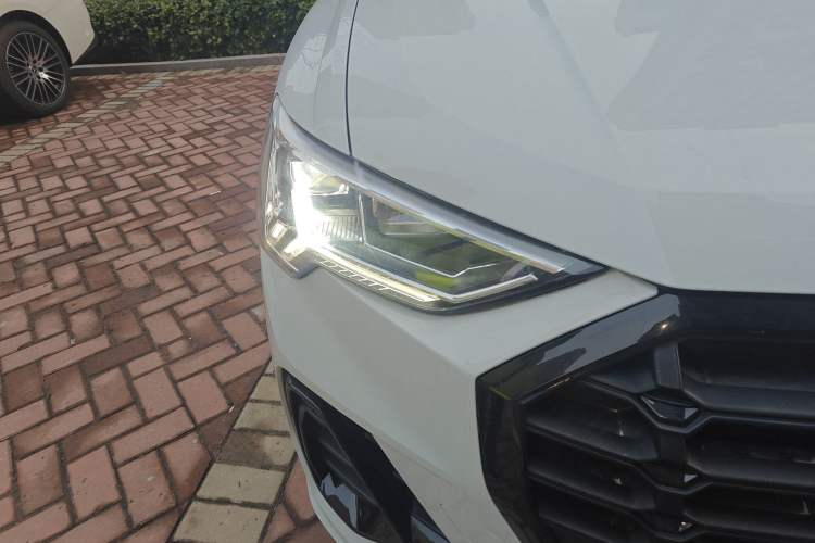 Used Audi Q3 2023 35 TFSI Fashion Elegant Version (1.4T)