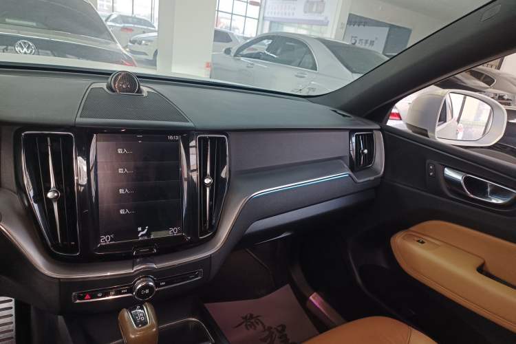 Used Volvo XC60 2018 T5 4x4 Zhiyi Edition
