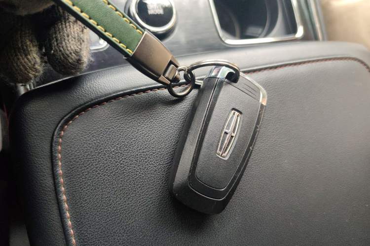 Used Lincoln Aviator 2022 3.0T V6 Four-Wheel Drive Luxury Edition Vehicle Key