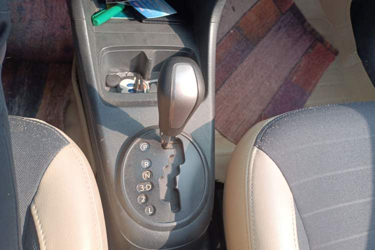 Used Suzuki Alto 2010 1.0L Automatic Cool Edition Gear Lever