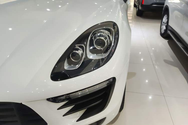 Used Porsche Macan 2014 Macan 2.0T
