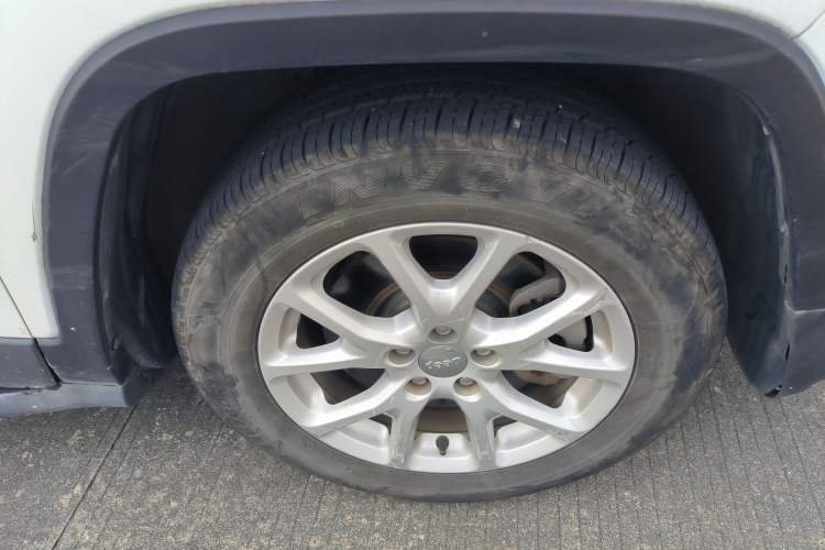 Used Jeep Cherokee 2017 2.0L Superior Edition