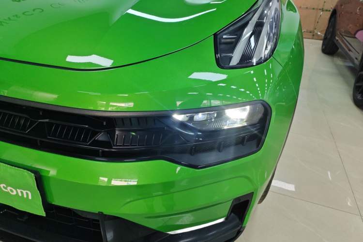 Used Lynk & Co 05 2022 05+ 2.0TD Automatic Exploration Edition
