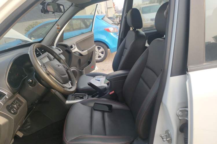 Used Chery Tiggo 3 2015 1.6L CVT ZhiShang Commemorative Edition