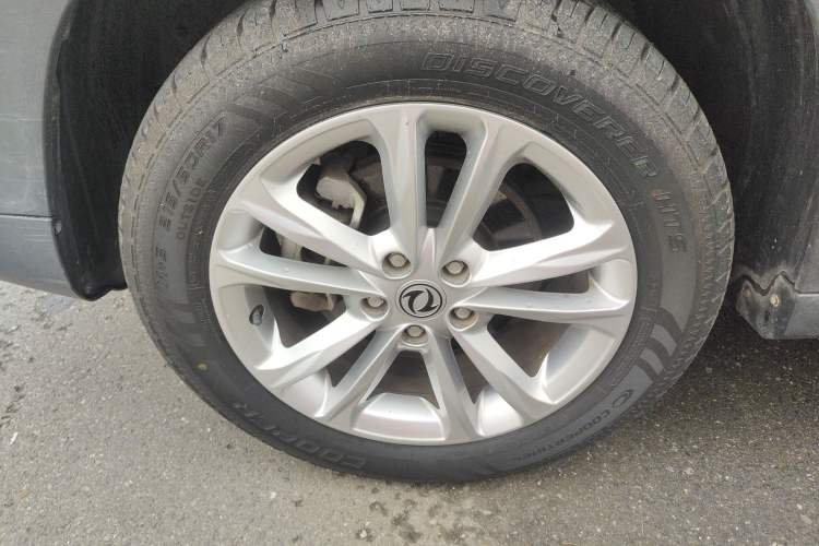 Used Dongfeng Fengon S560 2018 1.8L Manual Urban Model 7 Seats Left Front Wheel Hub