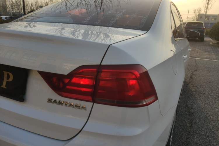 Used Volkswagen Santana 2021 1.5L Manual Fashion Edition Right Rear Taillight