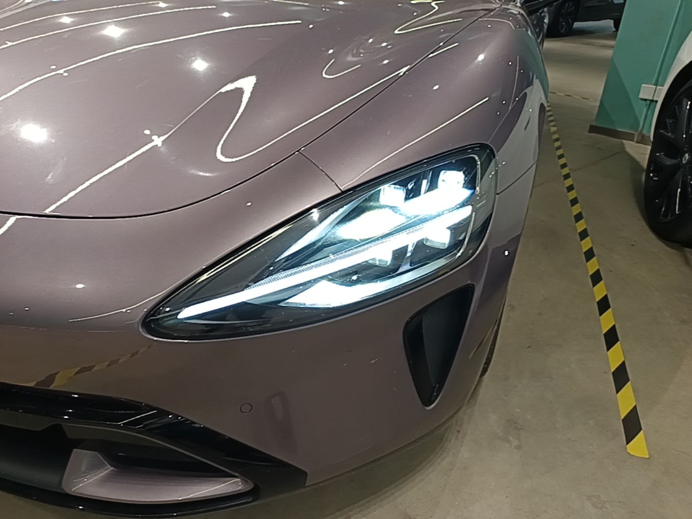 Xiaomi Auto SU7 2024 Rear-Drive Ultra-Long Range Advanced Pro-Level Intelligent Driving Version — снимка 8