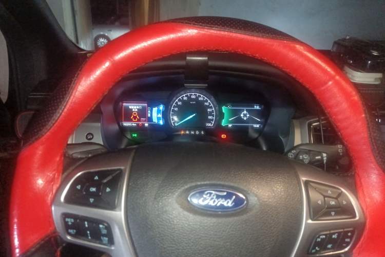 Used Ford Everest 2017 2.0T Gasoline Automatic 4x4 Luxury Edition 5 Seats