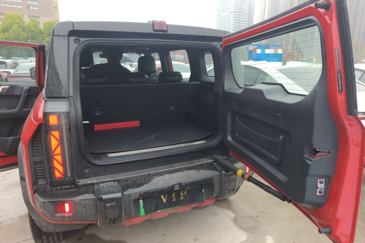 Used iCAR 03T 2024 501km Four-wheel Drive Long-Range Version Trunk