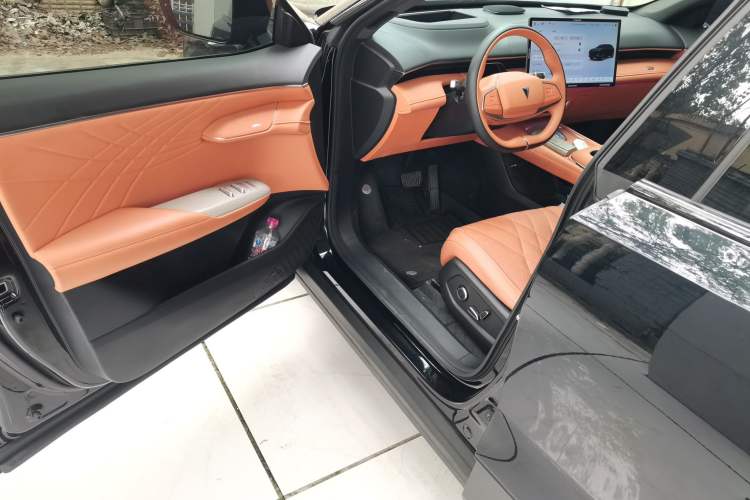 Used Deepal S07 2023 200Max Range-Extended Version
