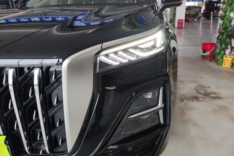 Used Hongqi HS5 2023 2.0T Qixiang Pro Edition
