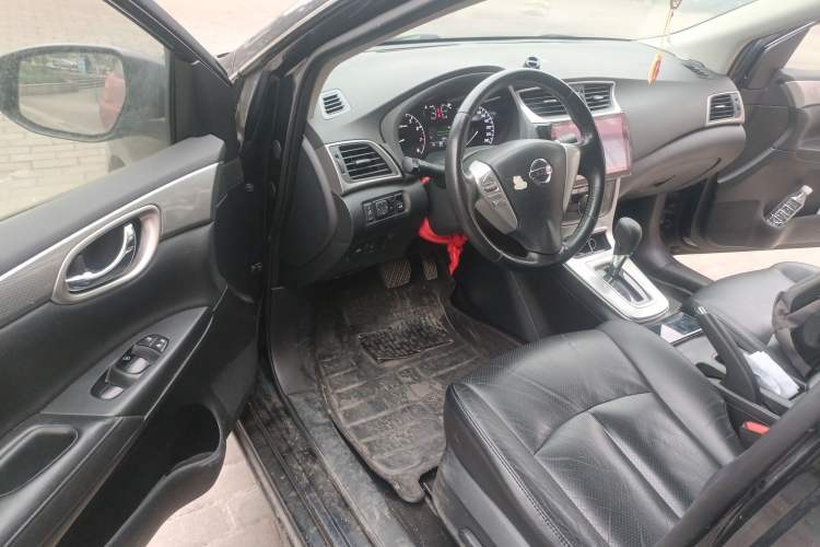 Used Nissan Sylphy 2014 1.6XV CVT Deluxe Edition Driver Seat