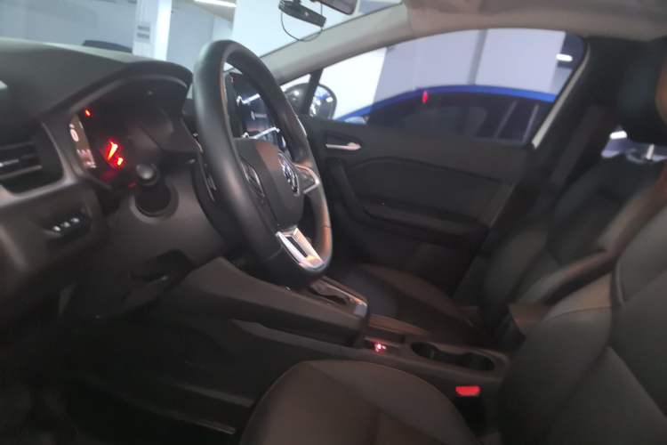 Used Renault Clio 2019 TCe270 Automatic Trendy Model