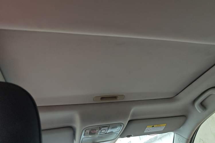 Used CHANGAN CS75 2016 1.8T Automatic Elite Model China V Standard
