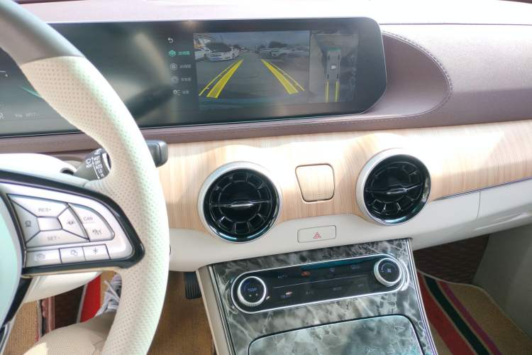 Used FORTHING Yacht 2022 1.5T DCT Chasing-the-Waves Edition