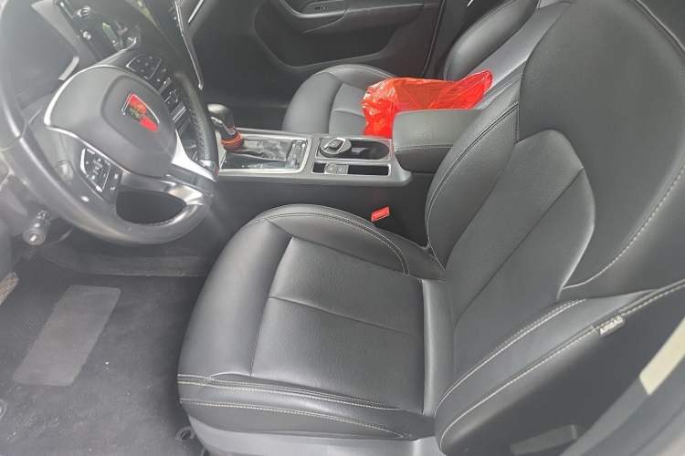 Used Roewe i6 2018 20T Automatic Internet Smart Edition
