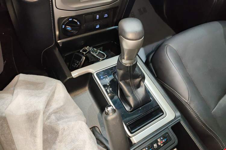 Used Toyota Prado 2018 3.5L Automatic TX-L with Rear-Mounted Spare Tire