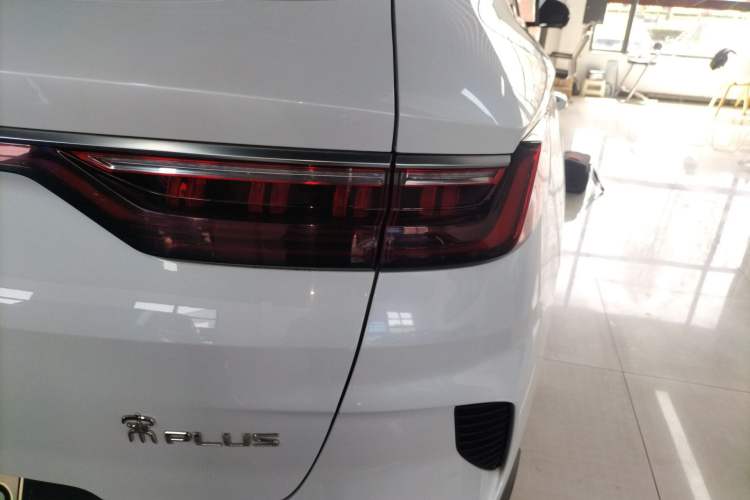 Used BYD Song PLUS New Energy 2021 EV Flagship Model Exterior 3