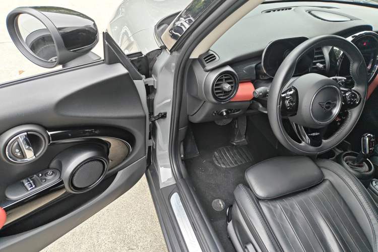 Used MINI 2021 2.0T COOPER S Artist Driver Seat