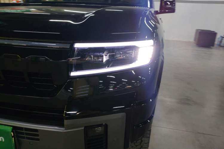 Used Formula Leopard 8 2025 Smart & Brave Flagship Edition 7 Seats Left Front Headlight