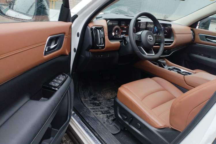 Used Nissan Pathfinder 2024 380 VC-TURBO Four-Wheel Drive Intelligent Driving Version 6 Seats Driver Seat