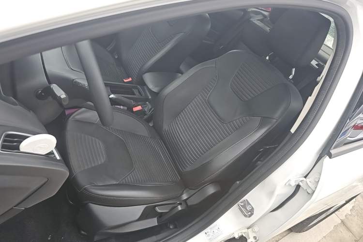 Used Ford Focus 2015 Sedan 1.6L Automatic Trend Model Left Front Seat