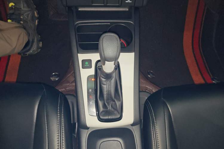 Used Honda Fit 2021 1.5L CVT Trendy Edition Gear Lever