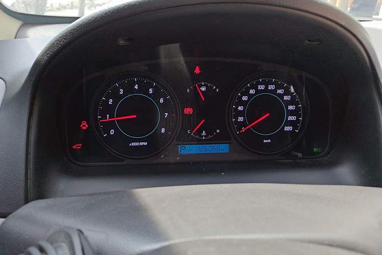 Used Chevrolet Captiva 2012 2.4L 4x4 Flagship Edition 7 Seats Instrument Cluster