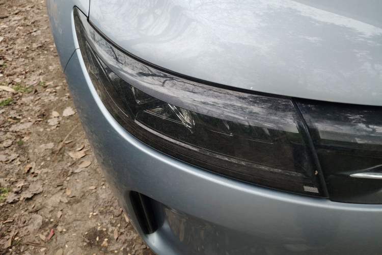 Used Hima AITO M7 2024 1.5T Rear-Drive Plus Version 5 Seats Right Front Headlight