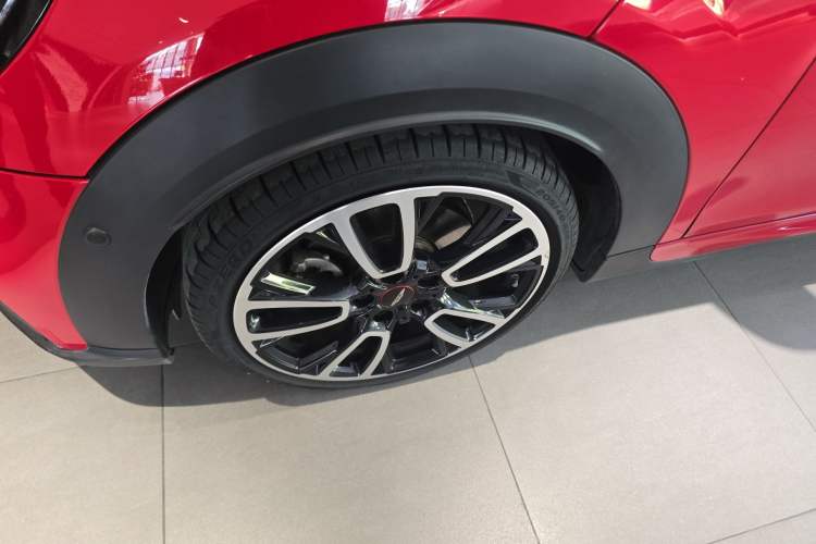 Used MINI 2023 Updated 2.0T COOPER S Racing Driver Left Front Wheel Hub