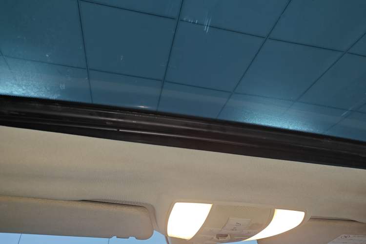 Used Mercedes-Benz E-Class 2009 E 300 Fashion Model
