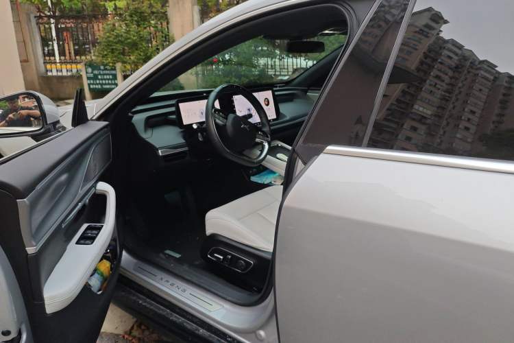 Used XPeng P7 2024 P7i 550 Max Driver Seat