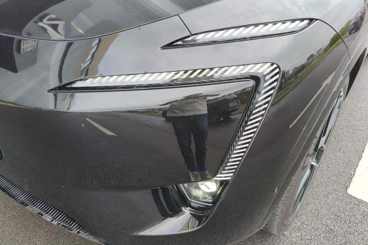 Used Avatr 11 2024 630 Rear-Wheel Drive Edition with Three Lasers Left Front Headlight