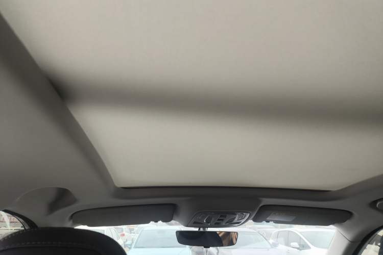 Used Roewe RX5 New Energy 2023 eRX5 Ultra-Hybrid Comfort Edition
