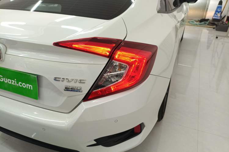 Used Honda Civic 2019 220TURBO CVT Dynamic Edition China VI Right Rear Taillight