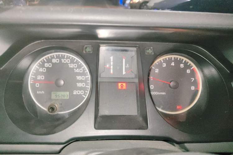 Used Leopaard 6481 2009 2.2L Manual Two-Wheel Drive
