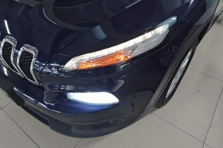 Used Jeep Cherokee 2016 2.4L Leading Smart Version