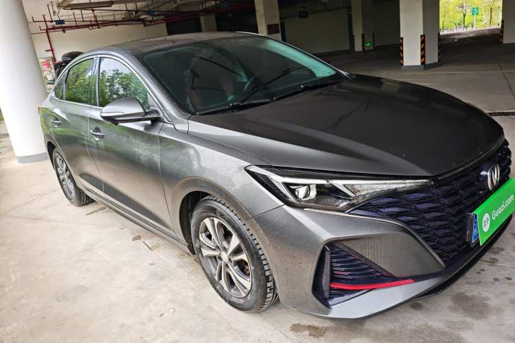 Used CHANGAN Eado 2023 Changan Edition PLUS Blue Whale NE 1.4T GDI DCT Prestige Version Front Right 45 Deg