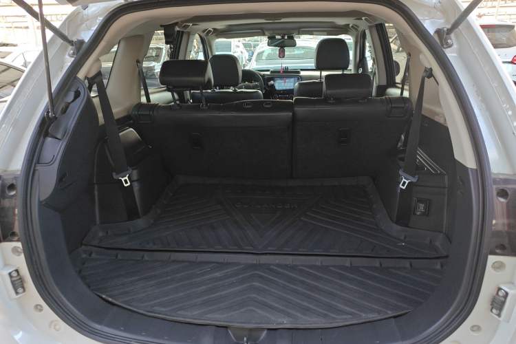 Used Mitsubishi Outlander 2020 2.4L 4x4 Zhi Xiang Edition 7-Seater
