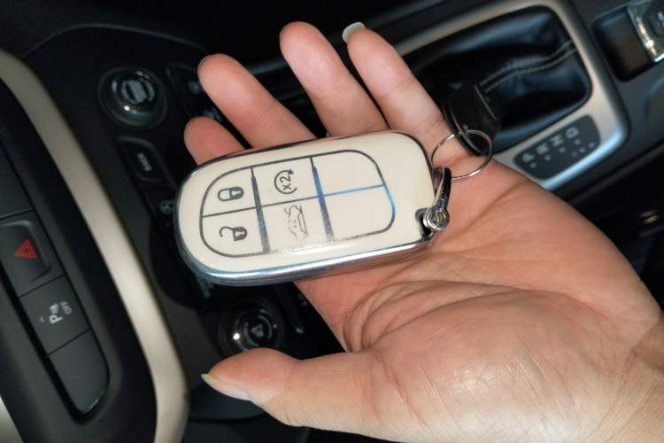 Used Jeep Cherokee 2017 2.0L Superior Edition