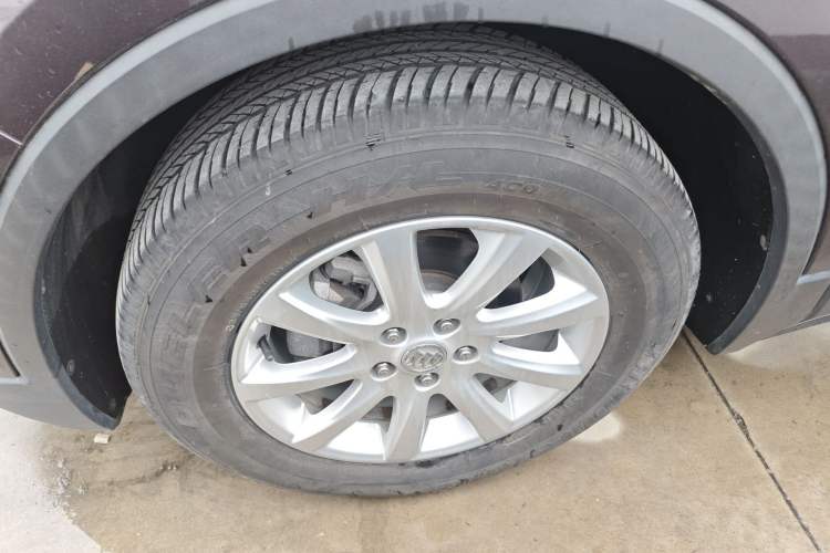 Used Buick Envision 2018 20T Two-Wheel Drive Luxury Model Left Front Wheel Hub