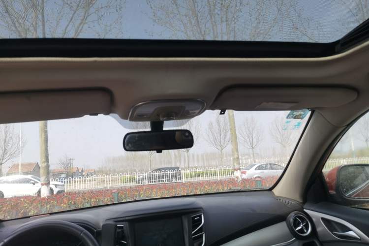 Used BYD Song 2016 1.5TI Manual Luxury Model
