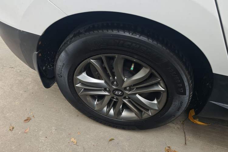 Used Hyundai ix35 2015 2.0L Automatic 2WD Smart Version China V Standard
