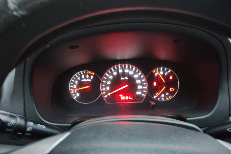 Used Changan Alsvin V3 2012 1.3L Manual Comfort Version China IV Standard