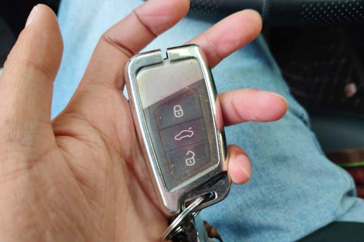 Used Volkswagen Passat 2023 Revised 330TSI Elite Edition Vehicle Key