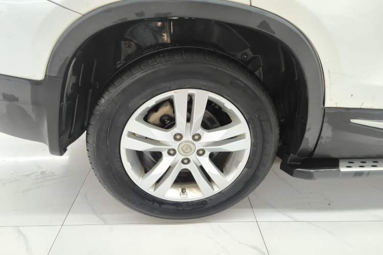 Used Changan CS75 2016 1.8T Automatic Elite Model China V Standard
