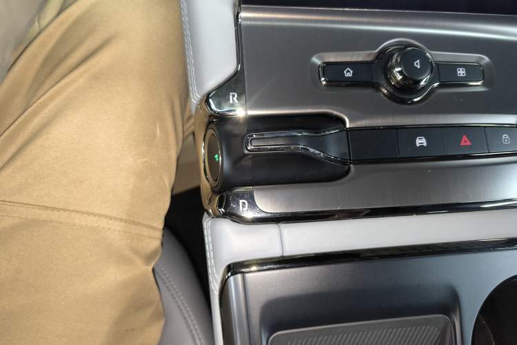 Used Nio ES6 2020 420 km Sport Edition Gear Lever