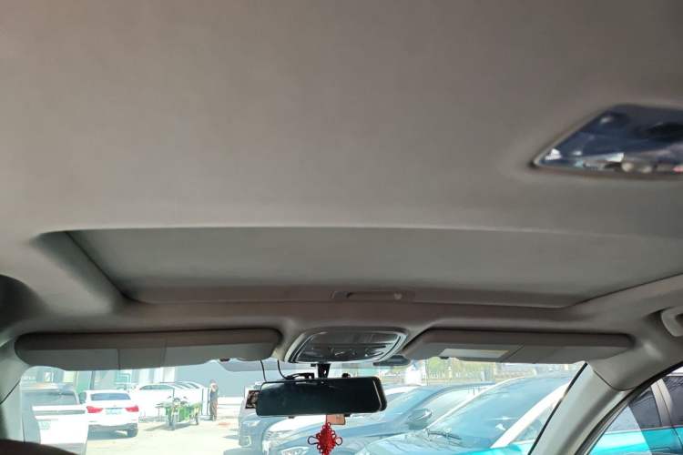 Used Haval M6 2019 1.5T Manual Two-Wheel Drive Elite Version China VI Standard Headliner