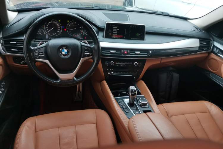 Used BMW X6 2015 xDrive35i Leading Model
