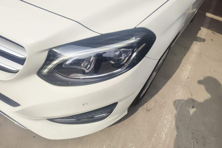 Used Mercedes-Benz B-Class 2015 B 200 Fashion Model Left Front Headlight